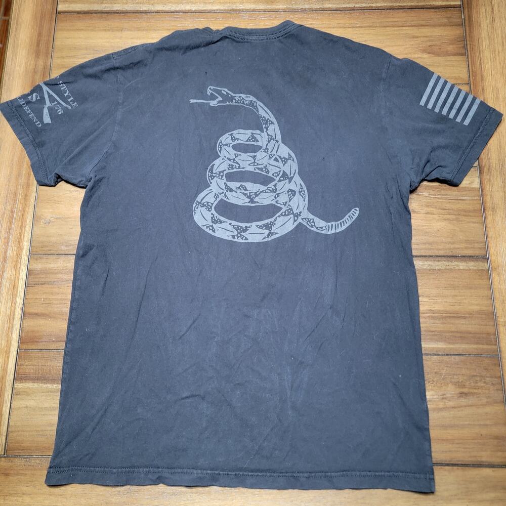 Grunt Style Black Unisex Tee Don't Tread On Me Snake - Size Large